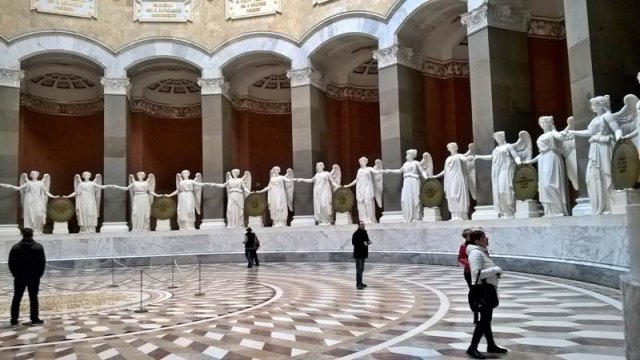 Regensburg-Kelheim-Weltenburg